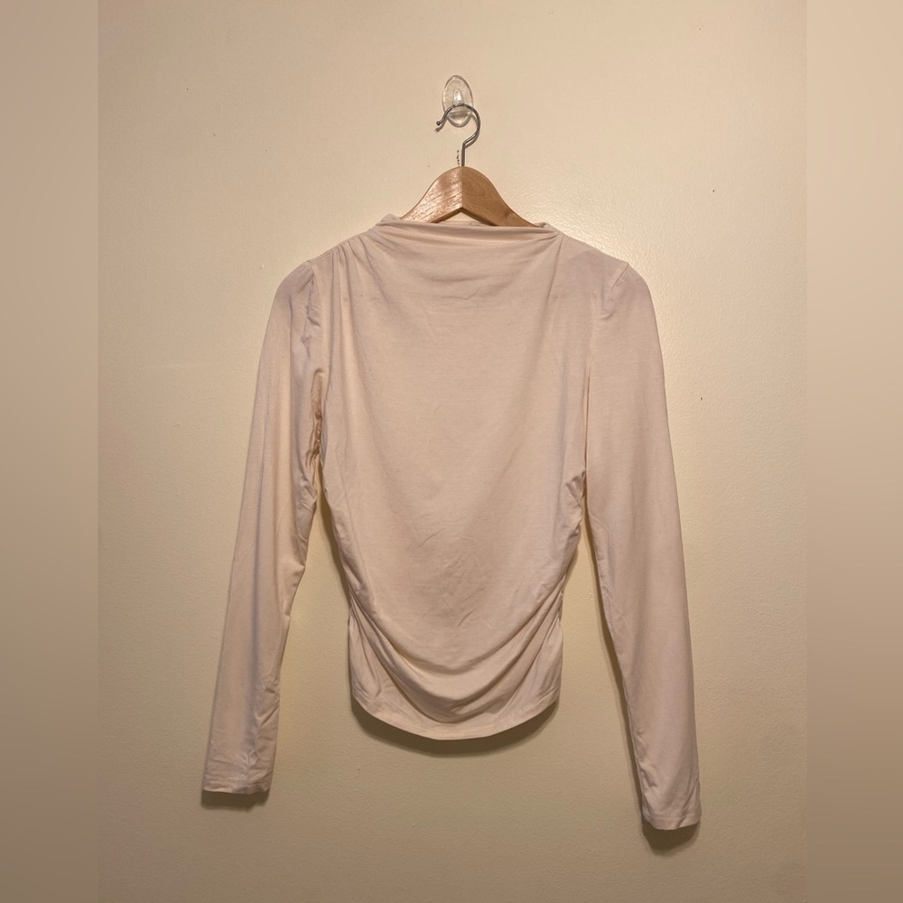 Reformation Cream Long Sleeve Ruched-Back Top. Size S